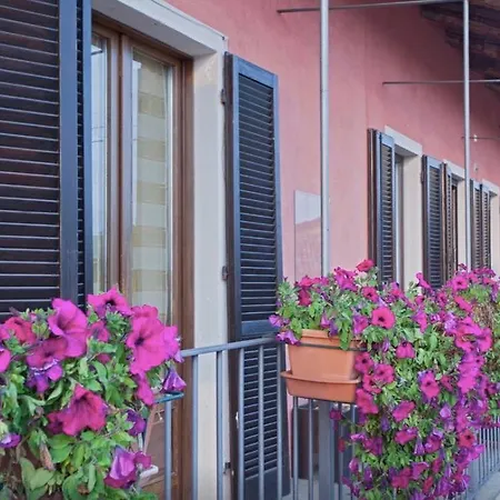 Azienda Agricola Oreste Stefano Maison d'hôtes Monforte dʼAlba